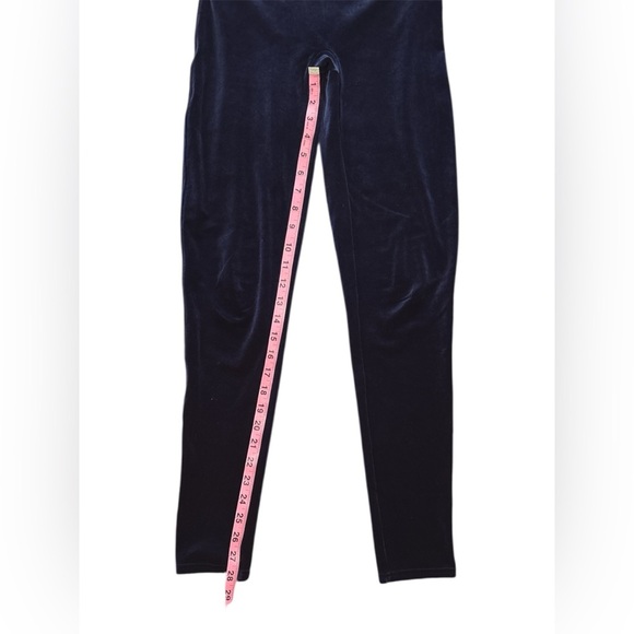 SPANX Women’s Navy Blue Velvet Full Length Leggings EUC size large - Picture 4 of 6